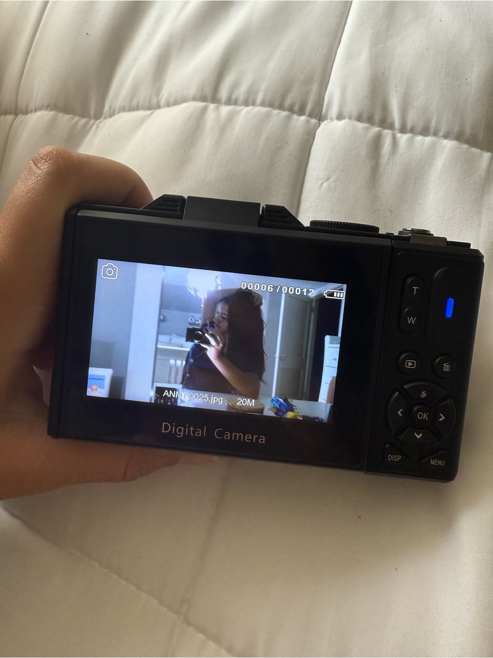 Digital Camera - Black Compact Point & Shoot Camera - Picture 10 of 10